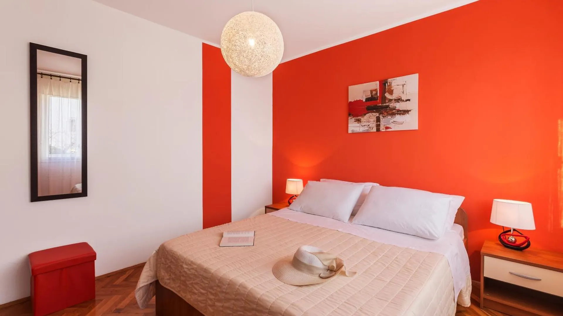 Appartement Two Bedroom Apartment, Nice Neighborhood, Free Parking, Wifi Pula